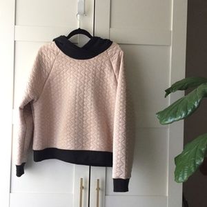 🚫SOLD🚫 NWOT Lucy Quilted Hoodie M
